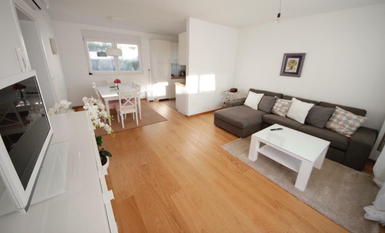 מאקרסקה Villa More מראה חיצוני תמונה
