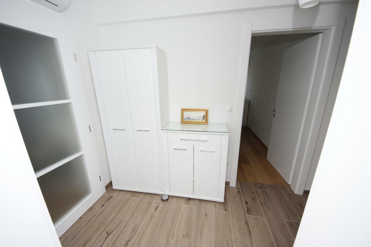 מאקרסקה Villa More מראה חיצוני תמונה